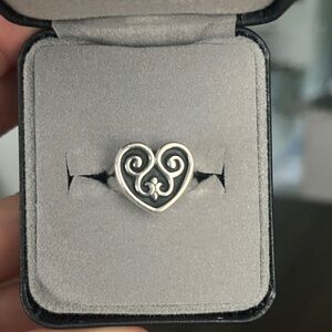 JAMES AVERY *Retired* French Heart Ring